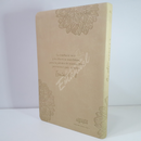 Santa Biblia NTV, Edición ágape, Flor (SentiPiel, Beige)